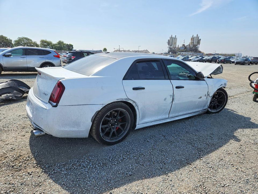 2013 Chrysler 300 SRT8 auction photo 3