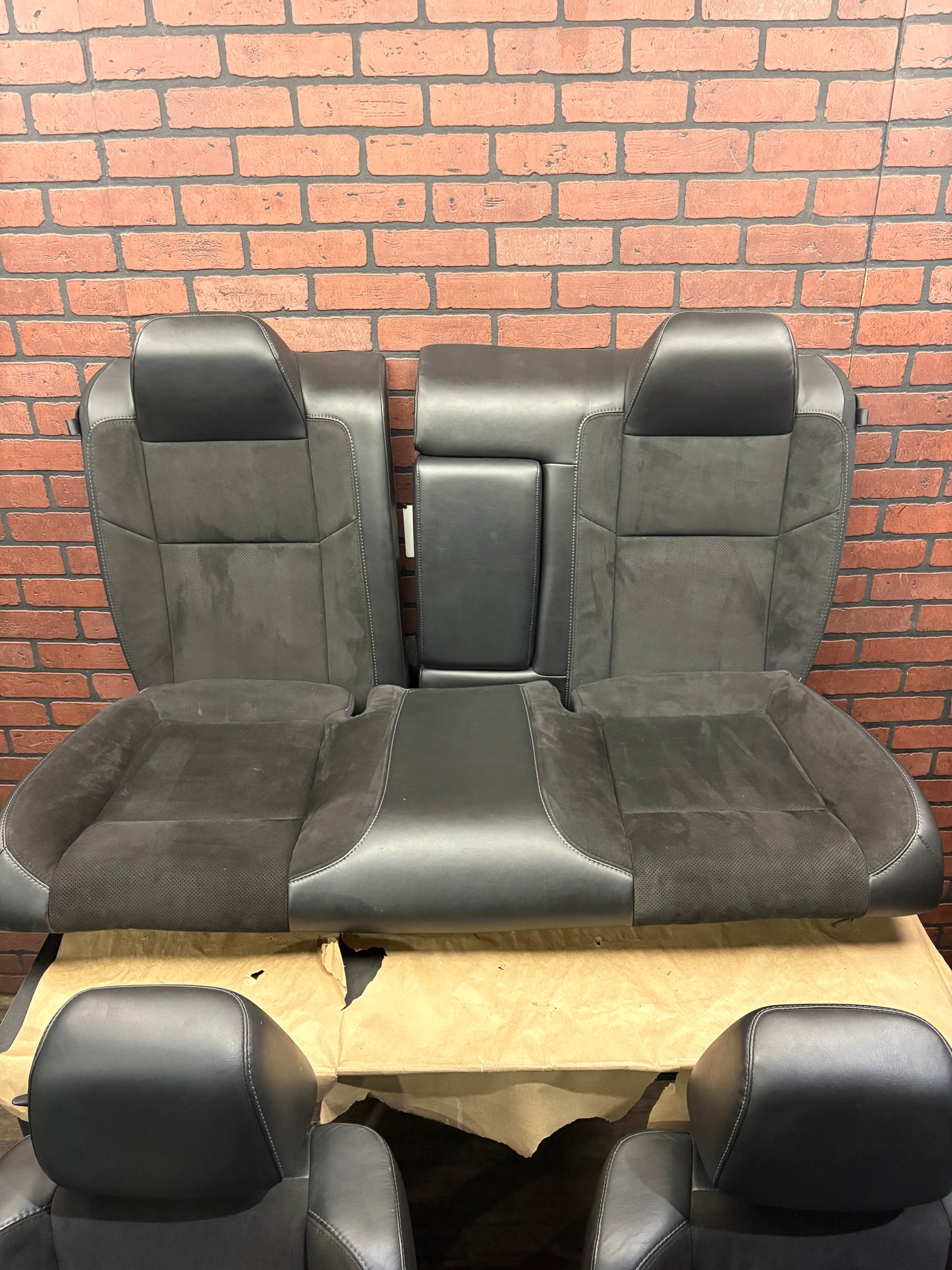 15-23 Dodge Challenger R/T Scat Pack Black Alcantara Suede Leather Seat Set