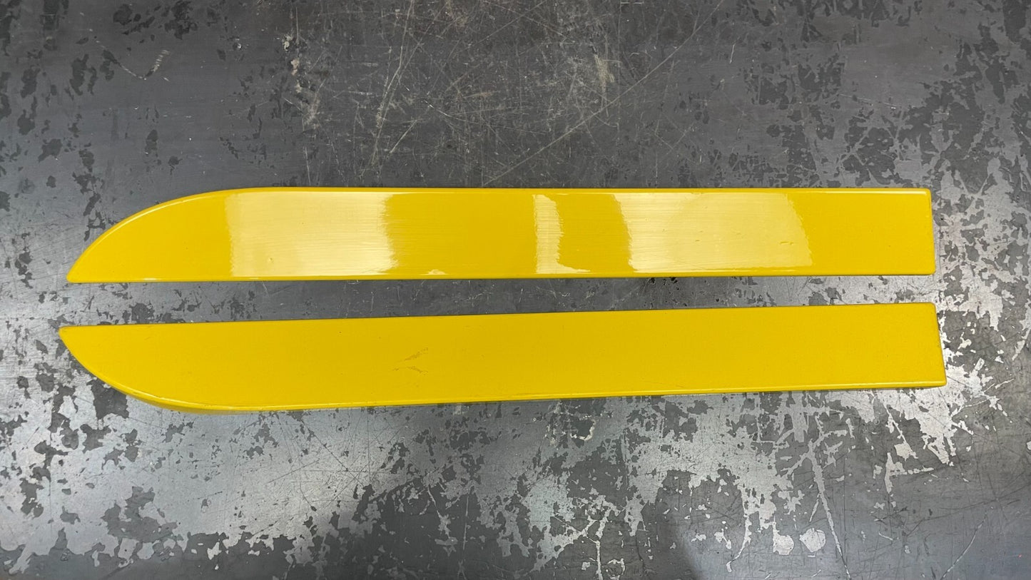 2003-2005 Dodge Neon SRT-4 Rear L+R Lower Door Trim Molding Applique Pair Yellow