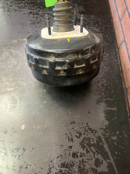 2005-2010 JEEP GRAND CHEROKEE 6.1L POWER BRAKE BOOSTER OEM P52124080AB