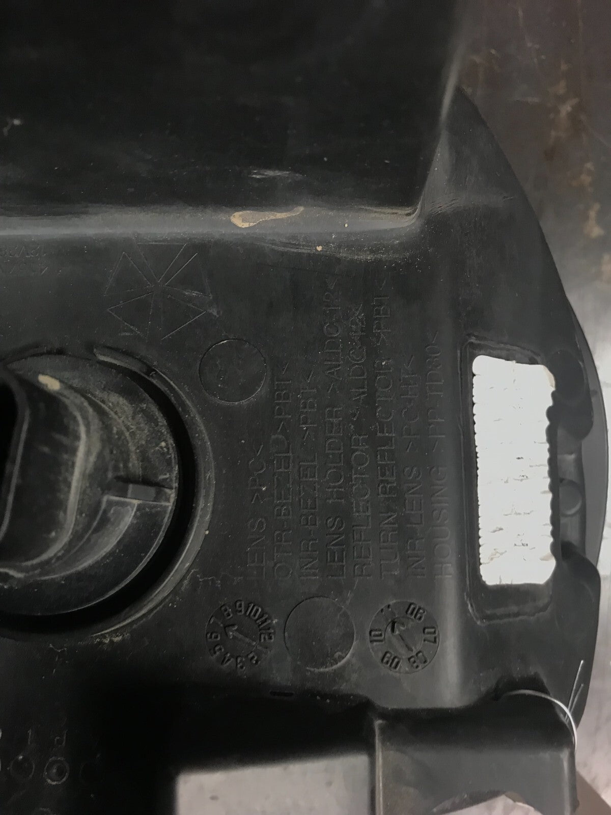 2008-2014 Challenger SRT8 Right Side Passenger Headlight OEM XENON HID Ballast