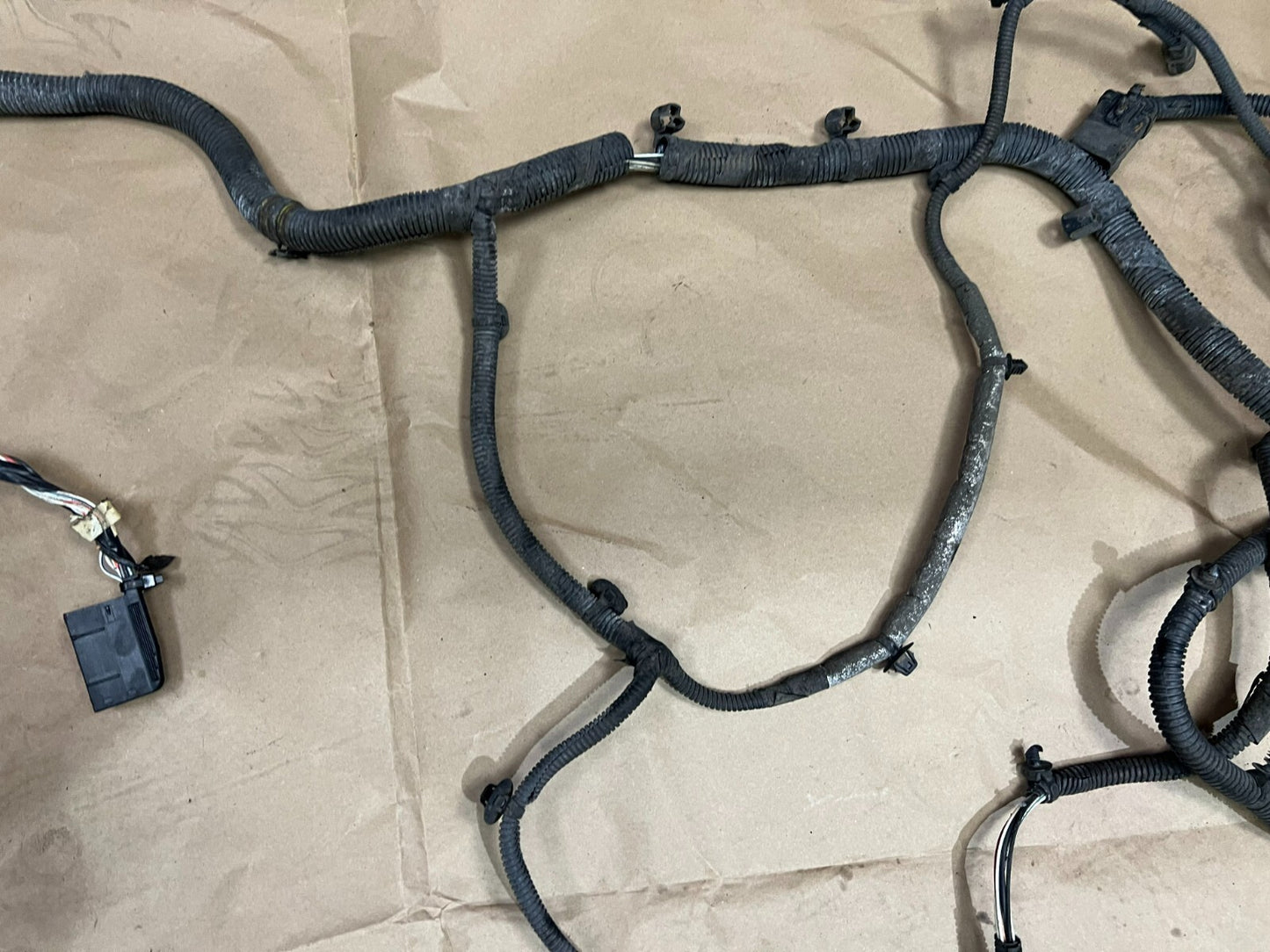 2006-10 Jeep Grand Cherokee SRT8 6.1L Exterior Underbody Harness P68021488AC OEM