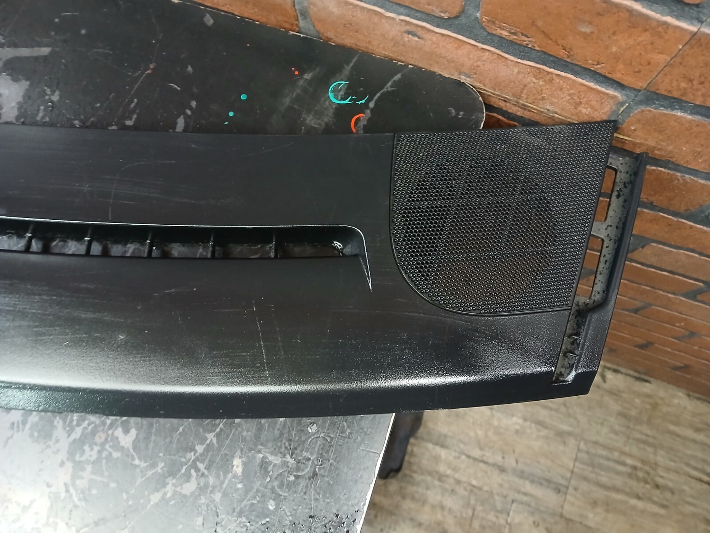 2011-2023 Chrysler 300/Dodge Charger Dash Defroster Grille Panel 1jq67dx9ah