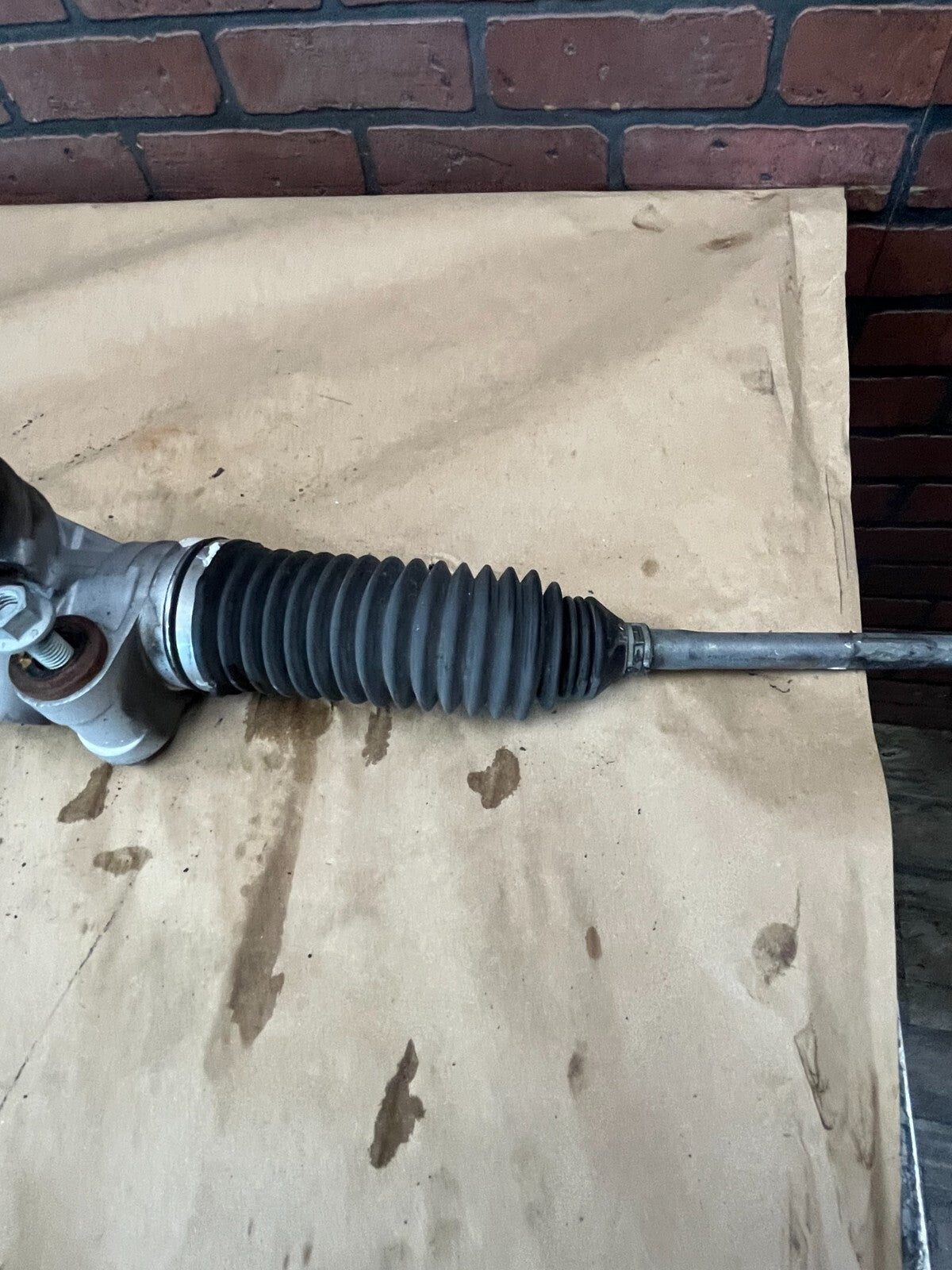16-23 RWD DODGE CHARGER CHALLENGER 300 STEERING GEAR RACK PINION OEM 68526096AB