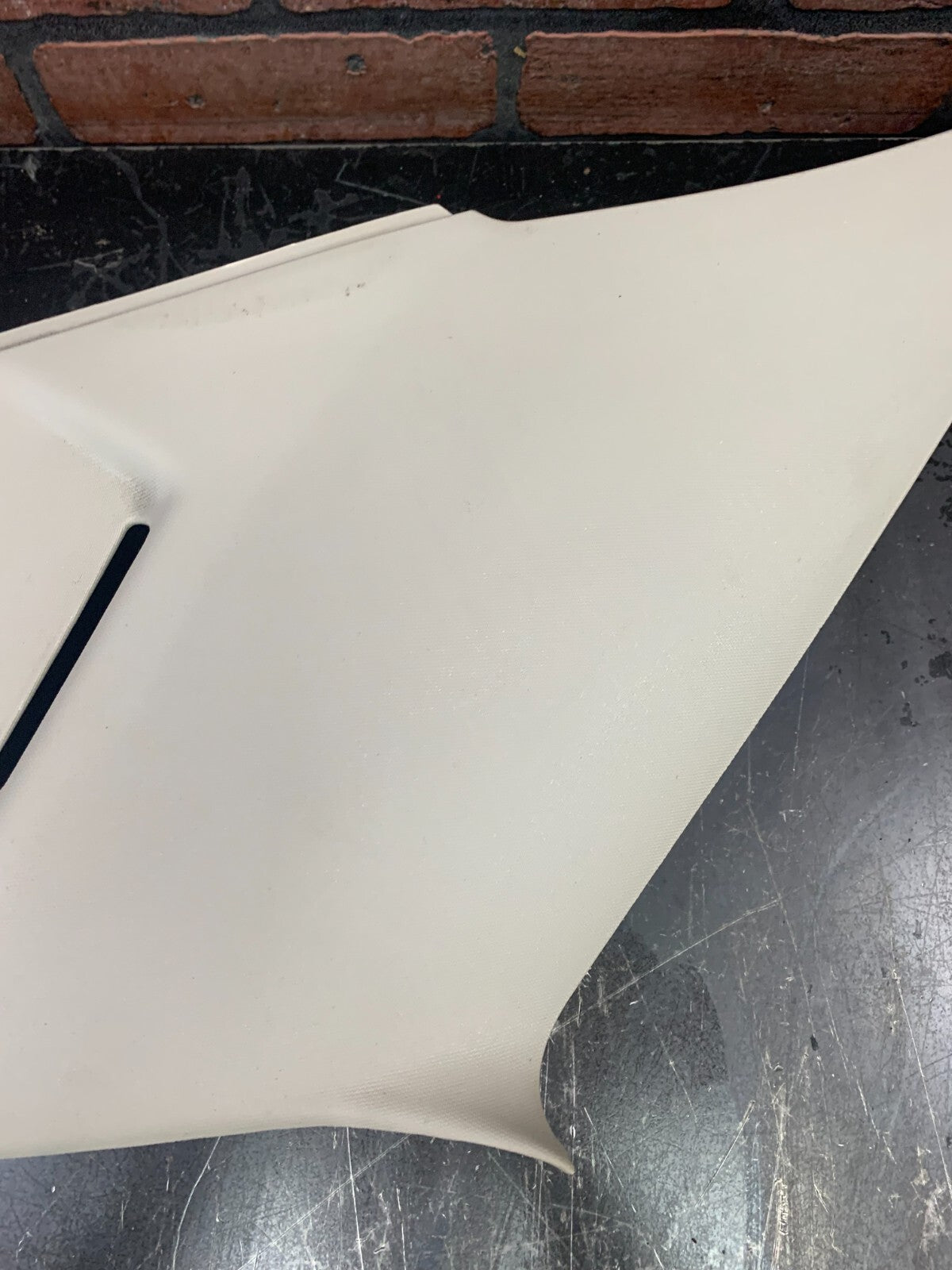 2005-2010 Chrysler 300 Rear Left Upper C Pillar Trim Molding Cover OUM29TRMAC