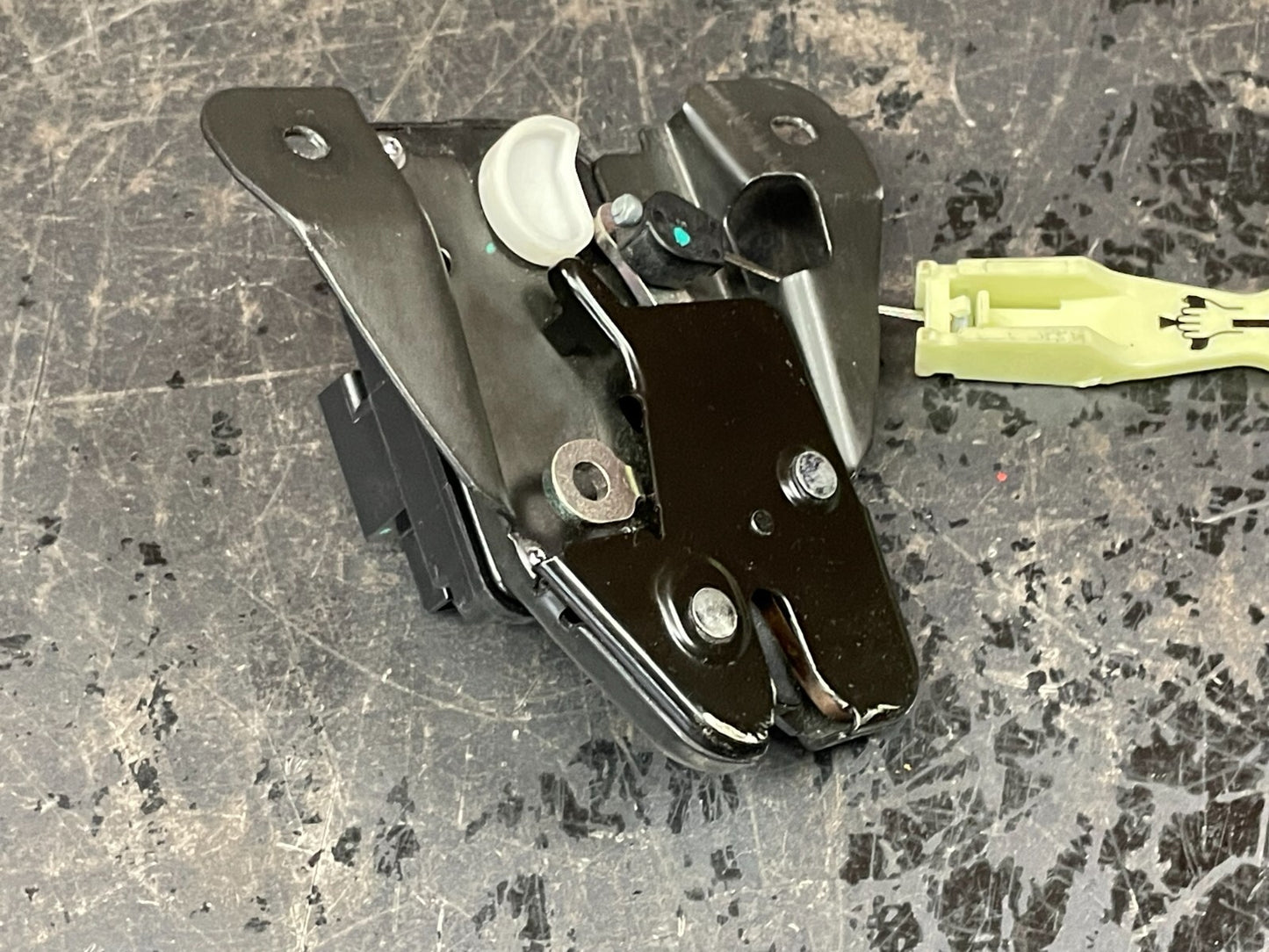 2007-2023 CHALLENGER/CHARGER/300 TRUNK DECK LID POWER MOTOR LOCK LATCH ACTUATOR