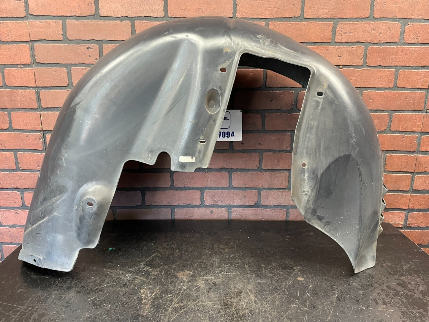 2005-2010 Dodge Charger/300/Magnum Rear Right Wheel Fender Liner Splash Sheild