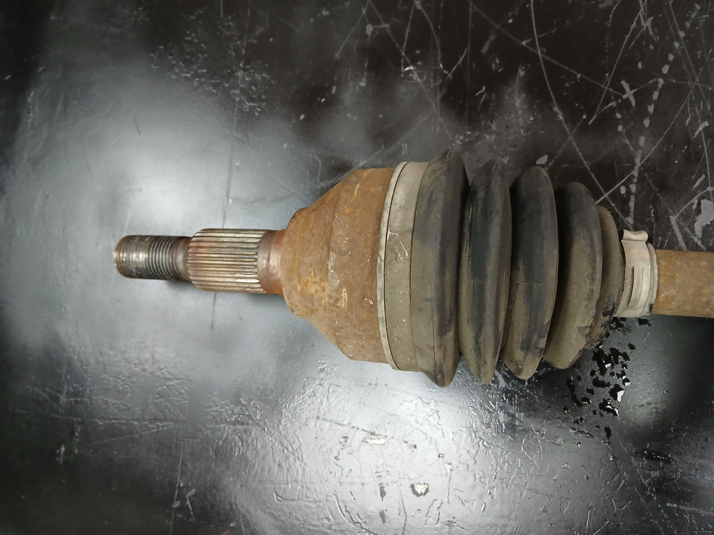 2006-2009 Pontiac Solstice GXP Rear Driver LH Side CV Axle Shaft 15895131