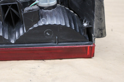 2008-2014 Dodge Challenger SRT8 Passenger RH Right Side Tail Light Taillight OEM