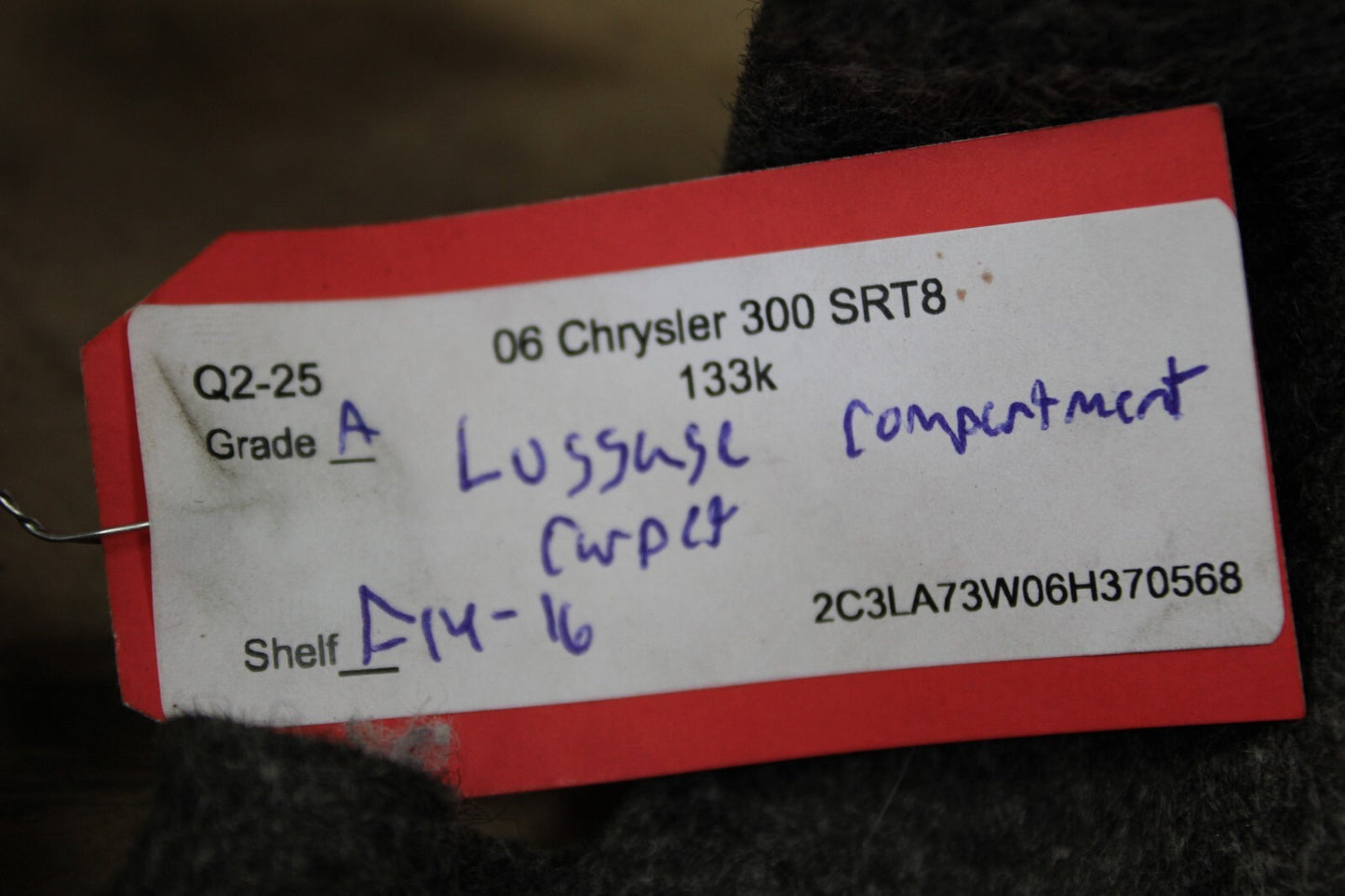 05-10 CHRYSLER 300 SRT8 REAR OVER LATCH TRUNK FLOOR COVER PANEL 04628935AD