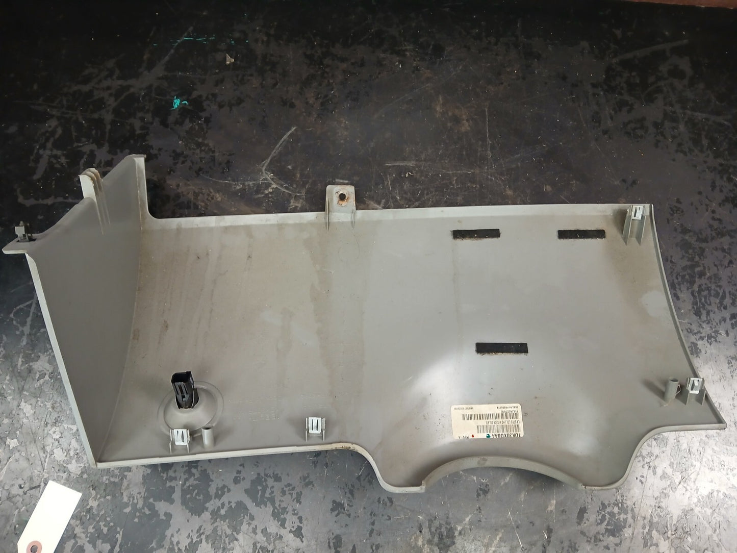 2007-2010 Charger/Magnum/300 Knee Bolster Steering Column Cover Panel 1dk30xdbaa