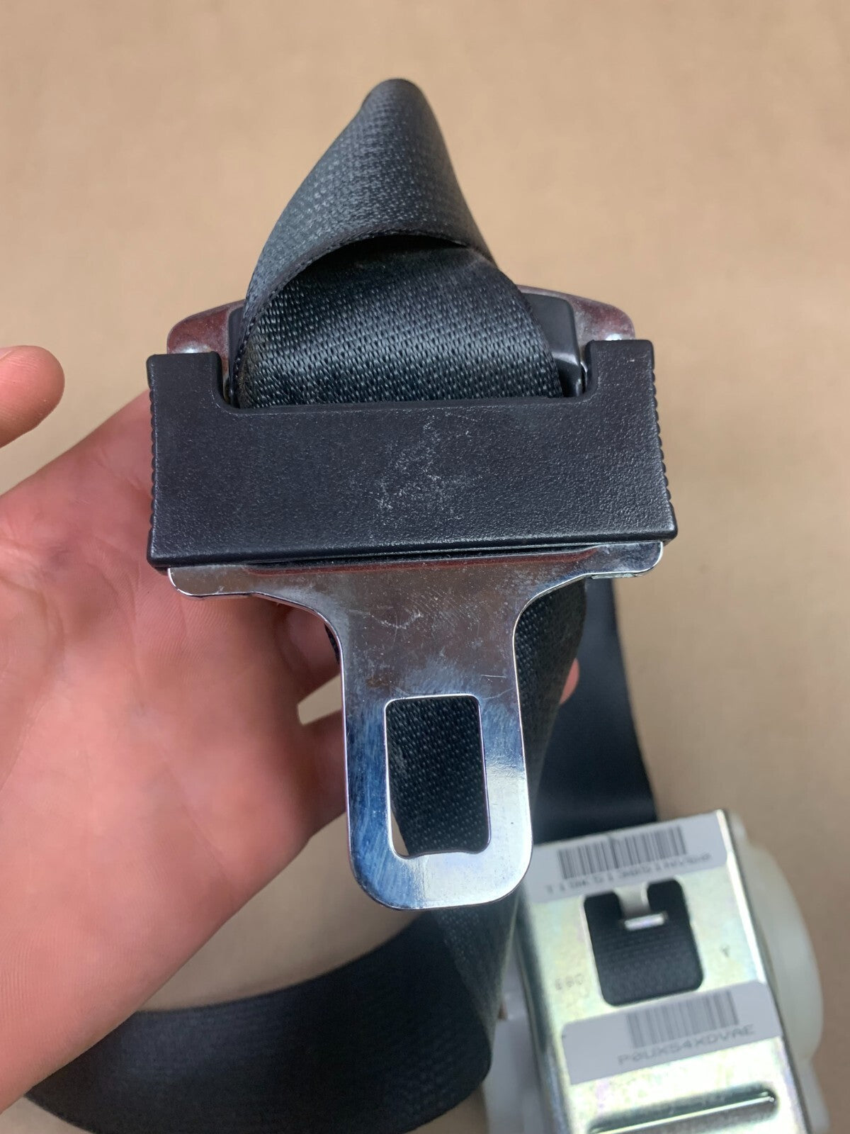 2005-2010 Chrysler 300 Rear Right/Left Seat Belt Retractor OEM 0UX54XDVAG