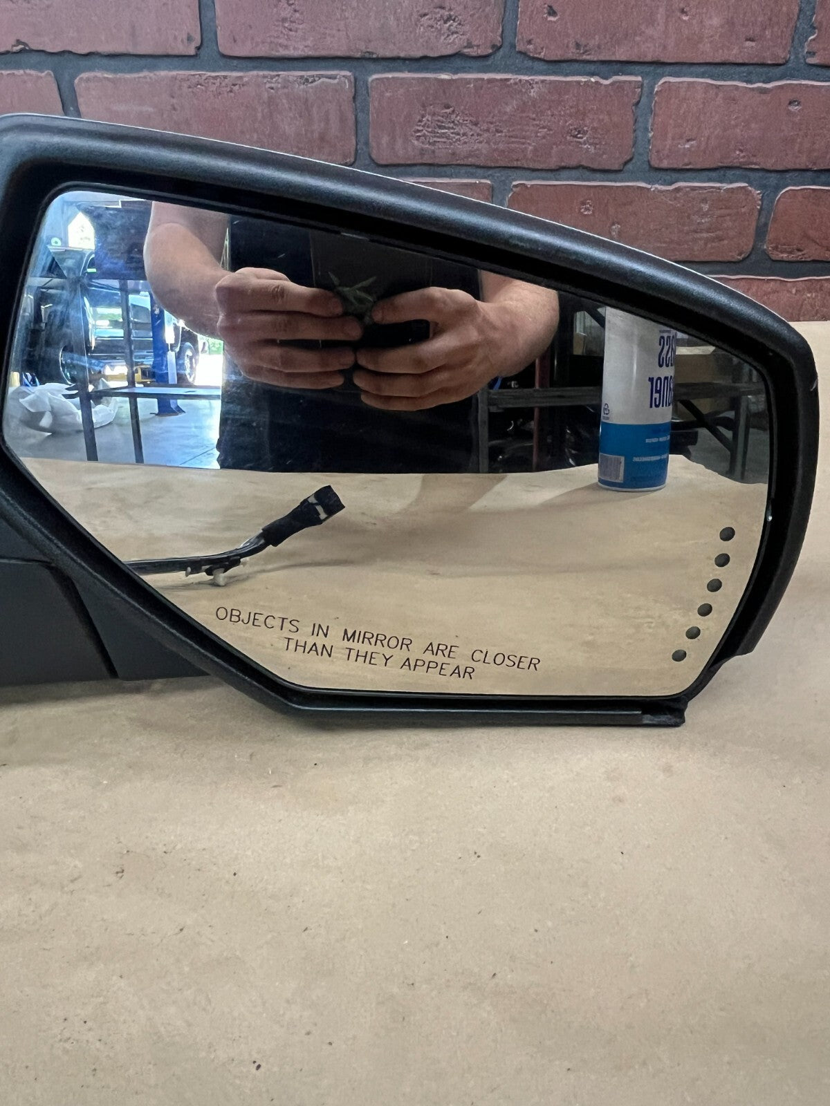 2014-2017 Chevy Silverado 1500 OEM Passenger RH Side Door Power Mirror 23269798