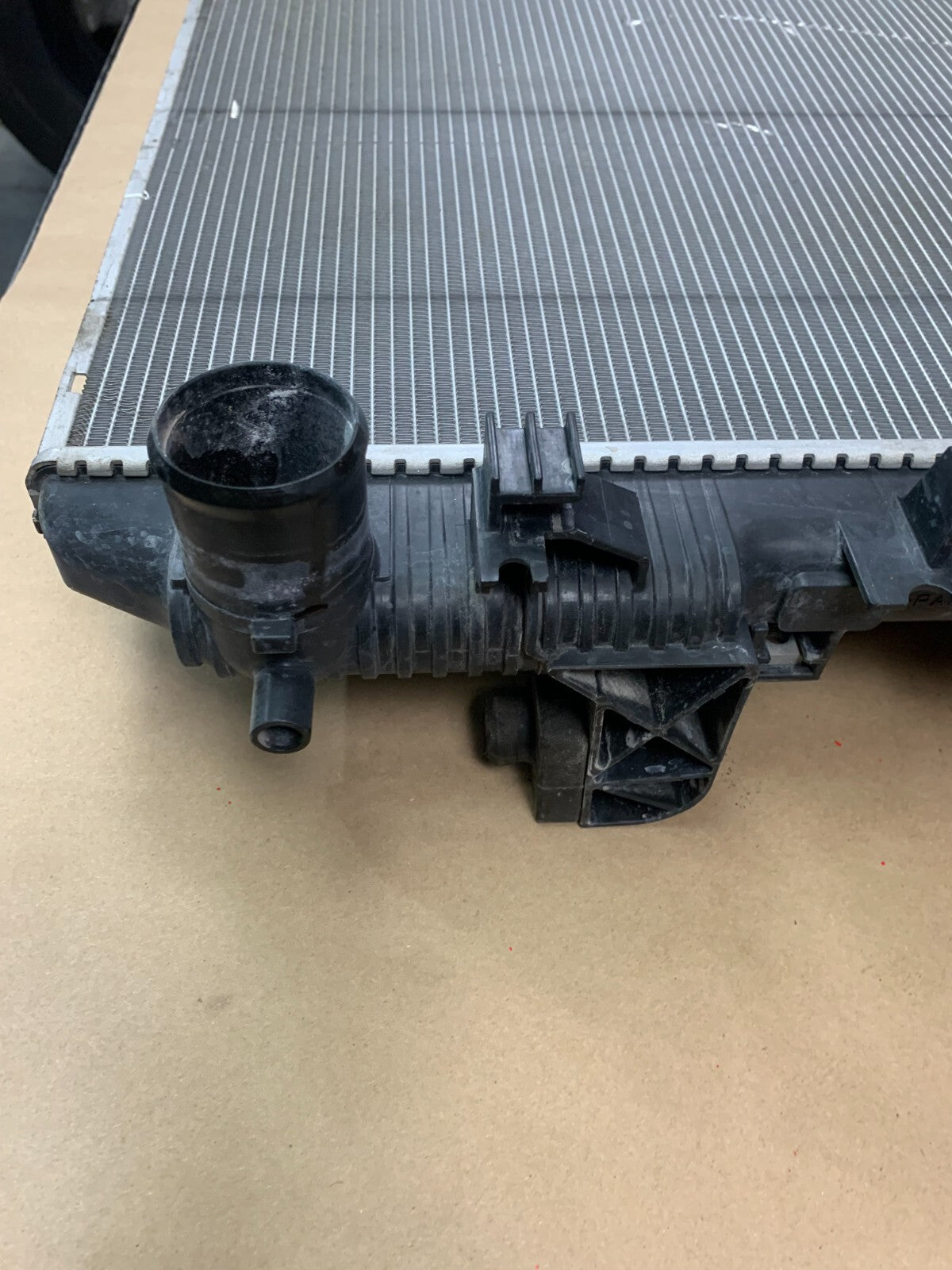 2014-2019 Ram 1500 EcoDiesel 2500/3500 6.4 Engine Cooling Radiator Assembly 195k