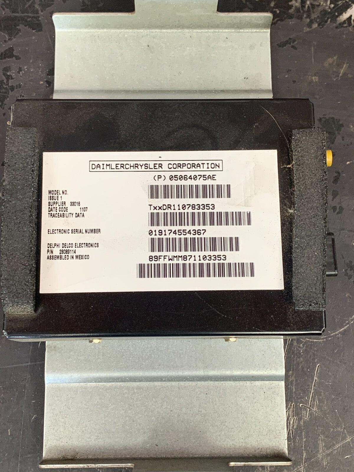 2006-09 DODGE RAM 1500 2500 3500 SIRIUS SATELLITE RECEIVER MODULE 05064075AD OEM