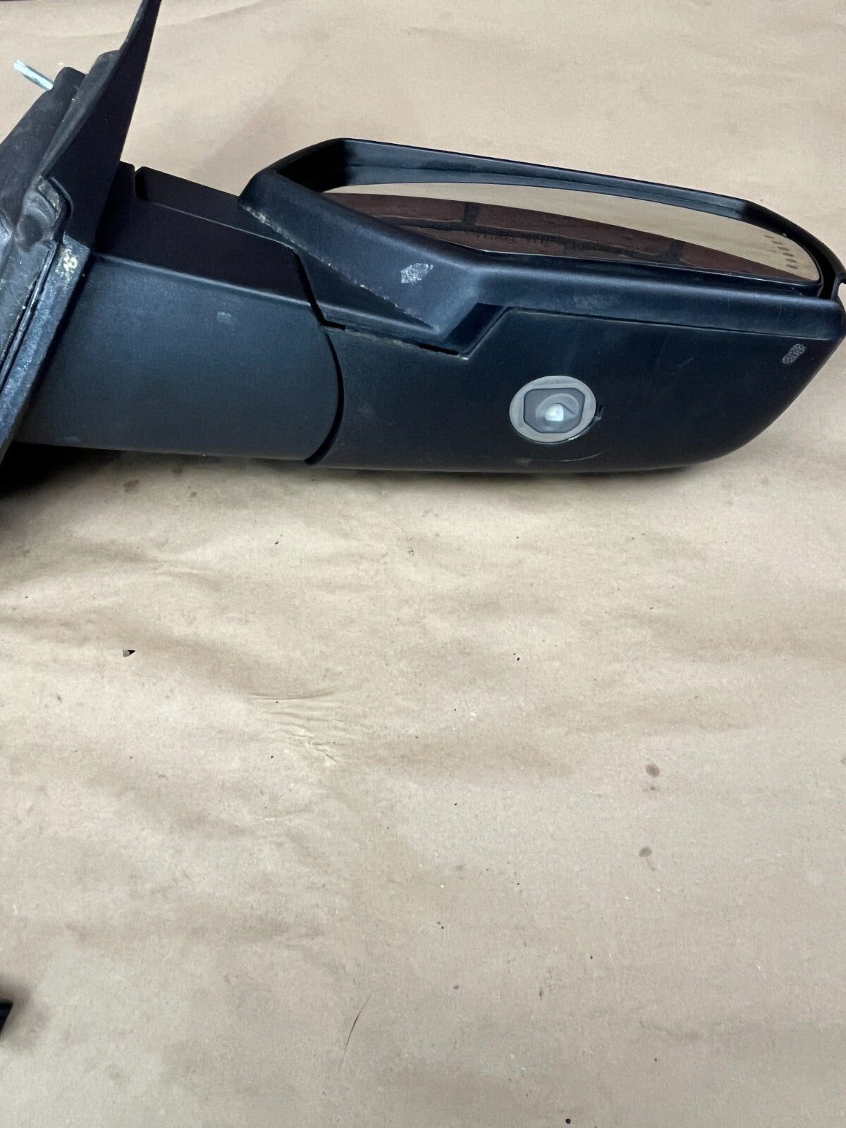 2014-2017 Chevy Silverado 1500 OEM Passenger RH Side Door Power Mirror 23269798