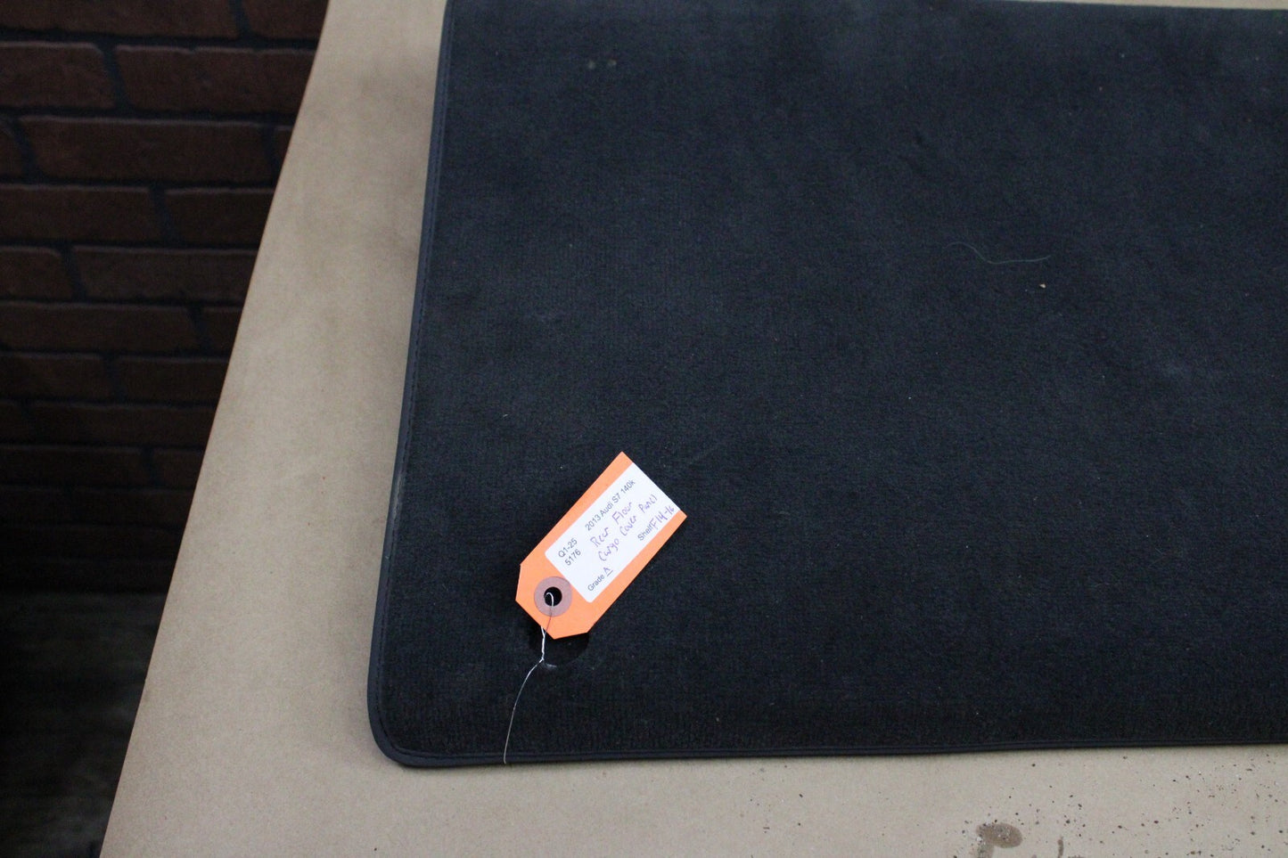 12-18 AUDI S7/RS7 TRUNK LUGGAGE SPARE TIRE FLOOR CARGO TRIM COVER OEM 4g8863463B