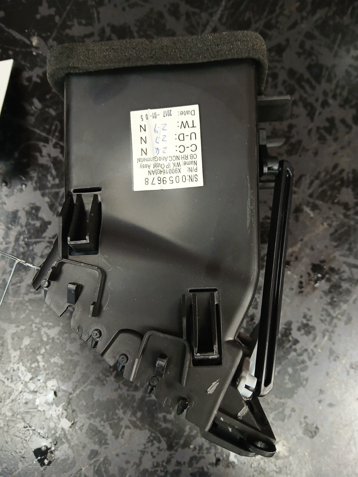 17 Jeep Grand Cherokee Front Dash Passenger RH Side Air Vent x90016403an Damaged