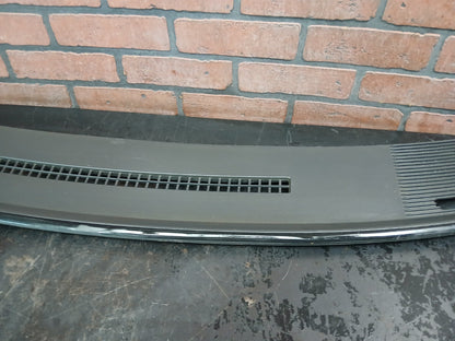 2007-2009 Dodge Caliber Interior Dash Windshield Defroster Grille Panel Cowl