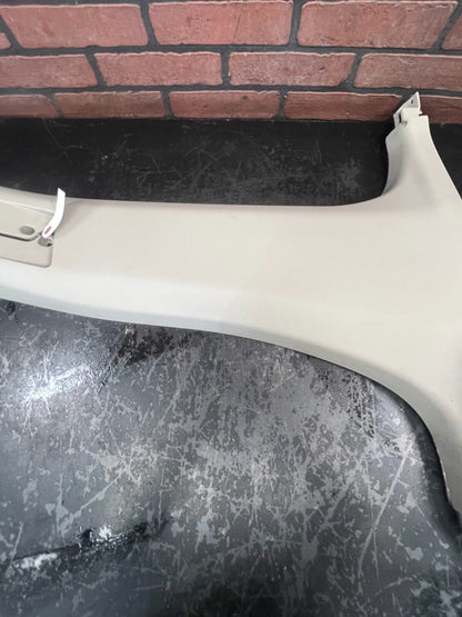 2006-2007 CHRYSLER 300 RIGHT SIDE B PILLAR LOWER TRIM SLATE GREY OEM OUM22BD1AH