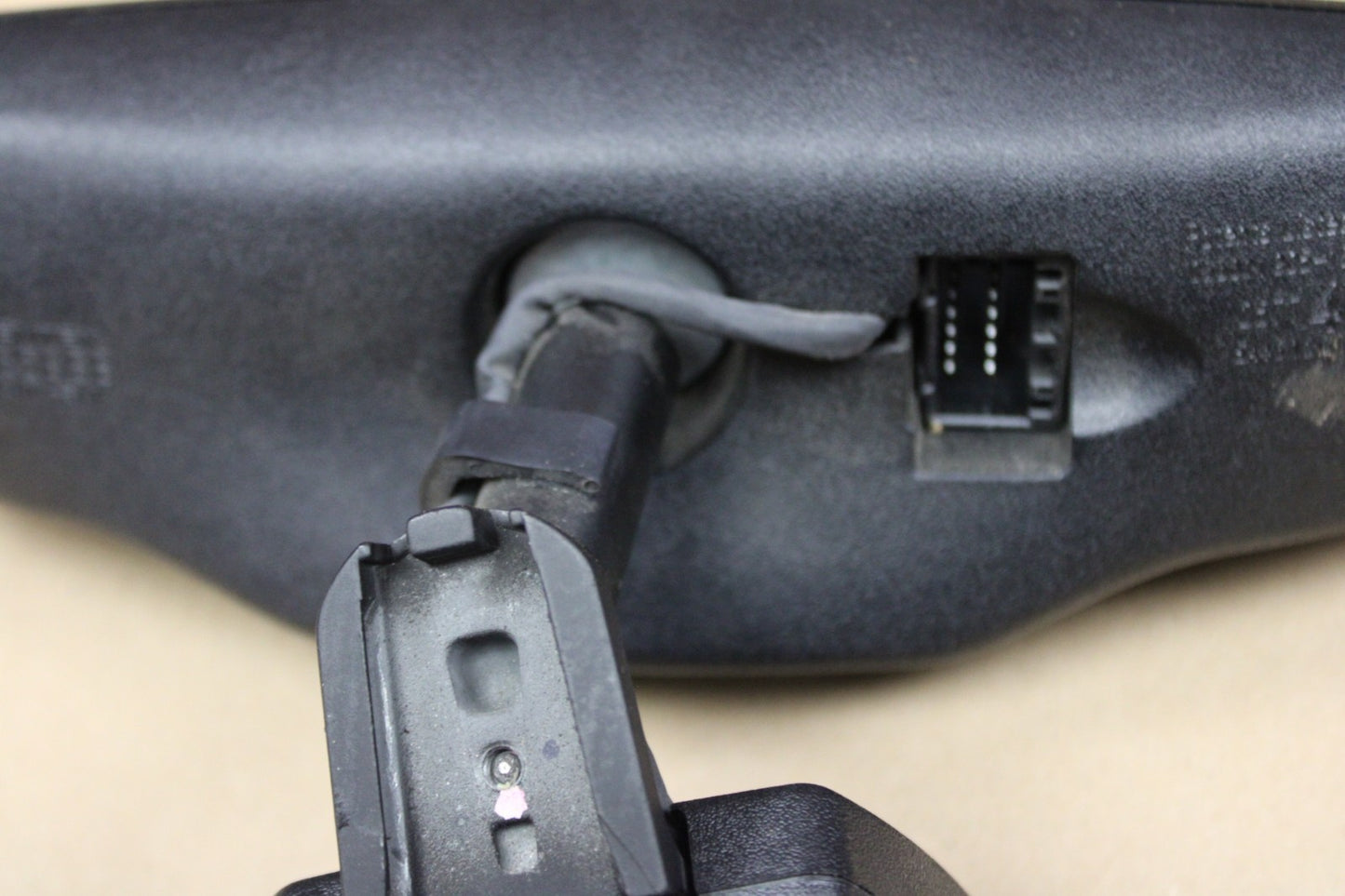 2009-2014 GM Cadillac Escalade Interior Rear View Mirror Assembly 25774812 OEM