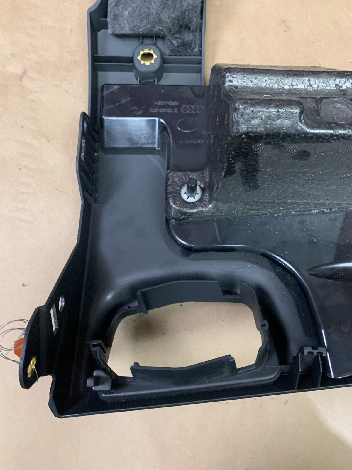 12-18 AUDI A6 A7 C7 FRONT DASH LOWER KICK PANEL KNEE COVER PANEL OEM 4G1 880 301