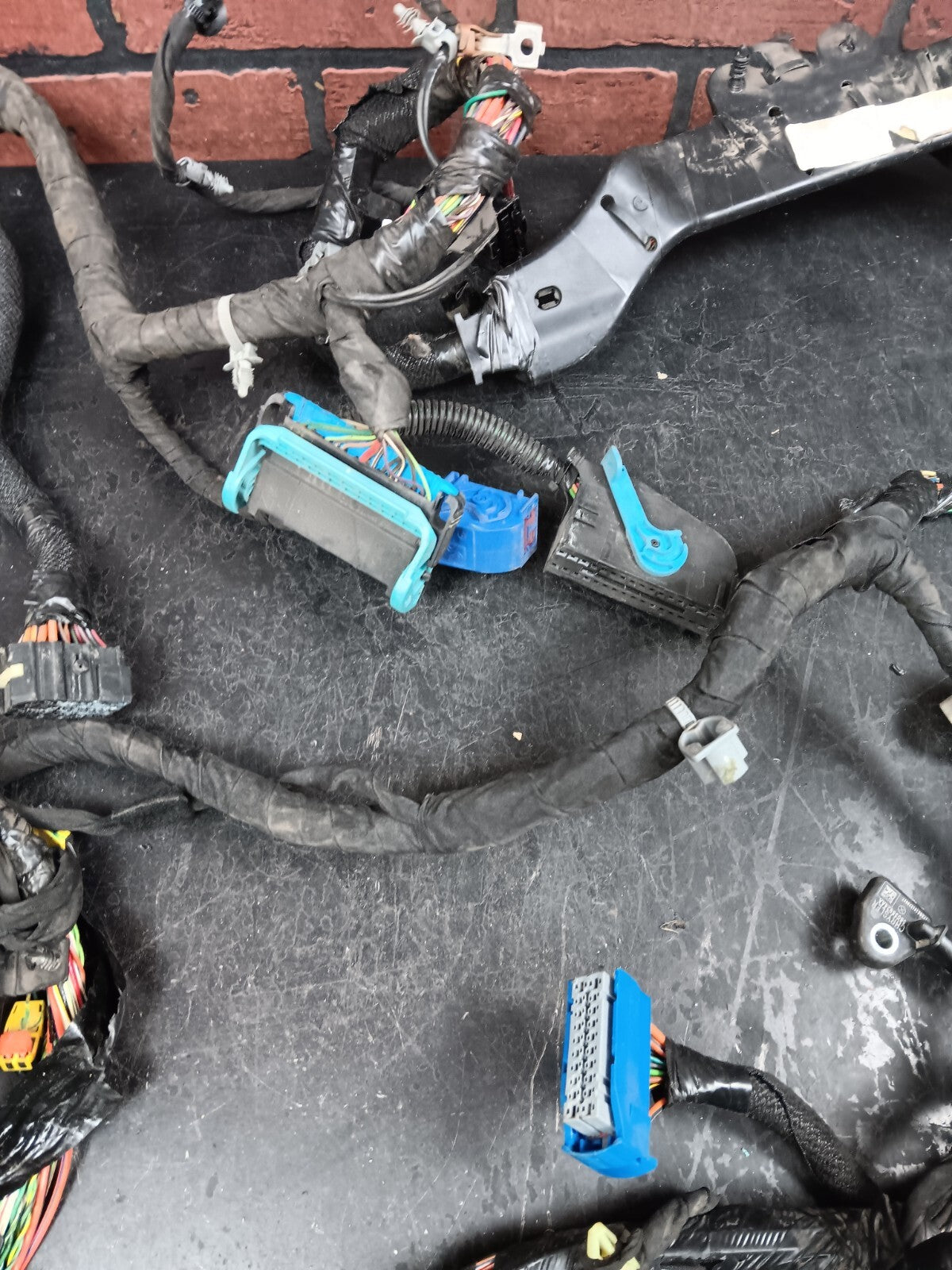 2013 Dodge Dart Mopar Unified Body Wiring Wire Harness Assembly 68171526AC