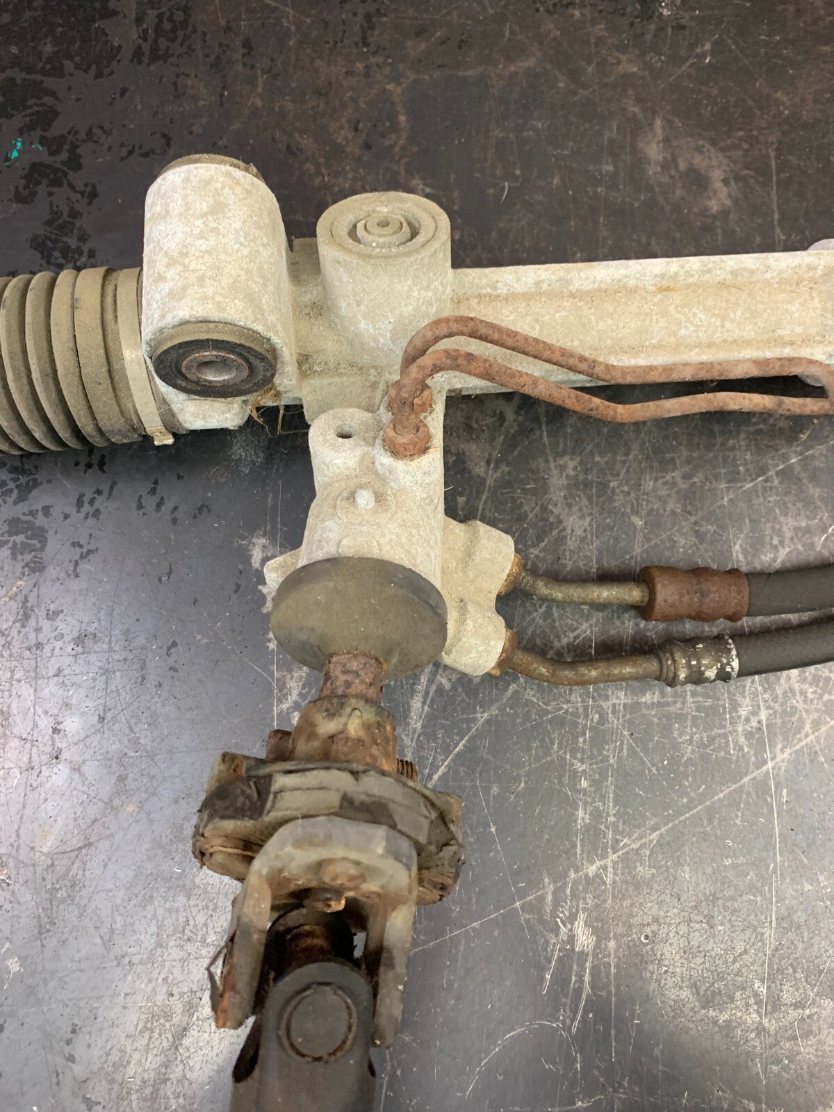 2006-2008 Chrysler 300 6.1L engine rack and pinion unit OEM  P04854551AI
