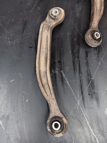2009 Dodge Challenger SRT8 Rear Lower Suspension Control Arm LH & RH Set