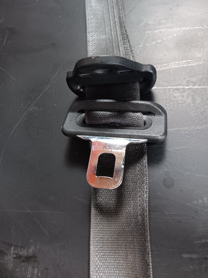 06-10 Jeep Grand Cherokee Commander Front Outer Driver LH Seatbelt 5hq37xdval