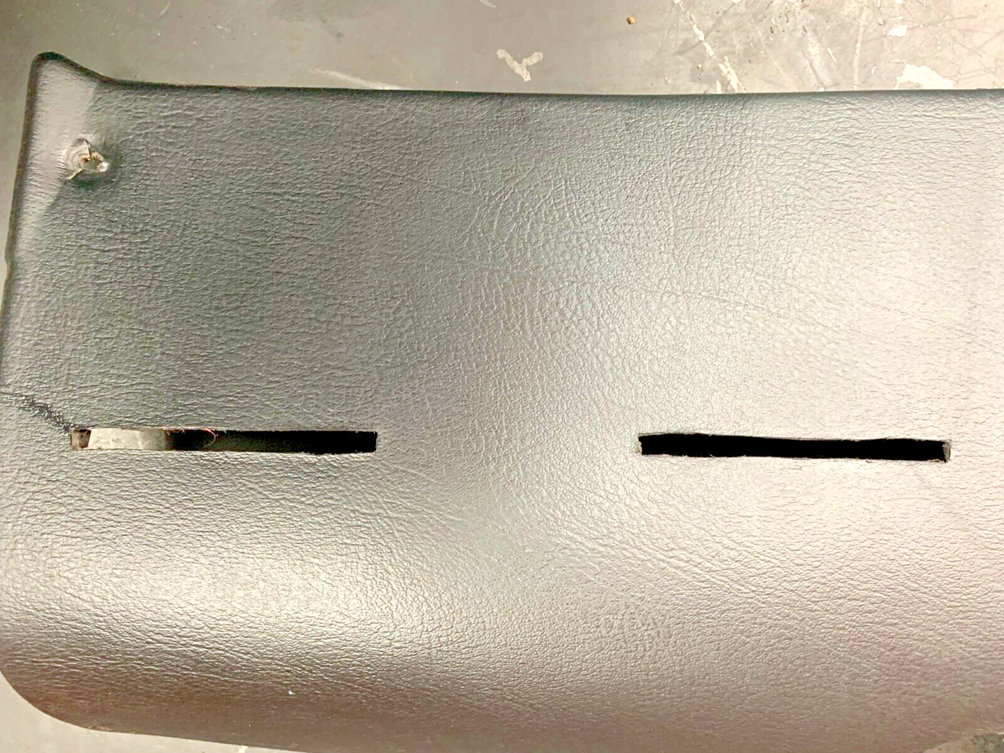 1997-2002 Gen 2 OEM Dodge Viper "T" Rear Center Console Bulkhead Light Damage