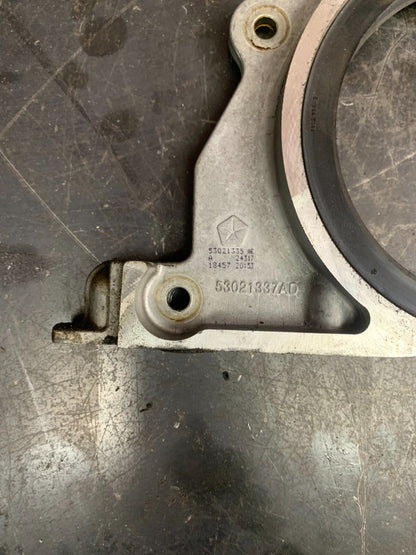 2011-2018 DODGE RAM 1500 5.7L GAS ENGINE CRANKSHAFT REAR OIL SEAL RETAINER OEM
