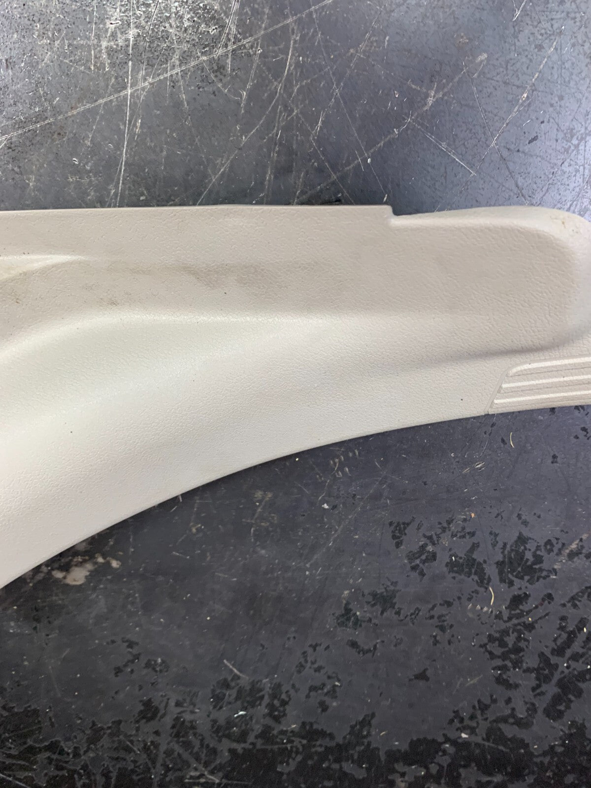 2006-2010 Charger Magnum 300 Passenger RH Side Scuff Plate Sill 0UM62BD1AE