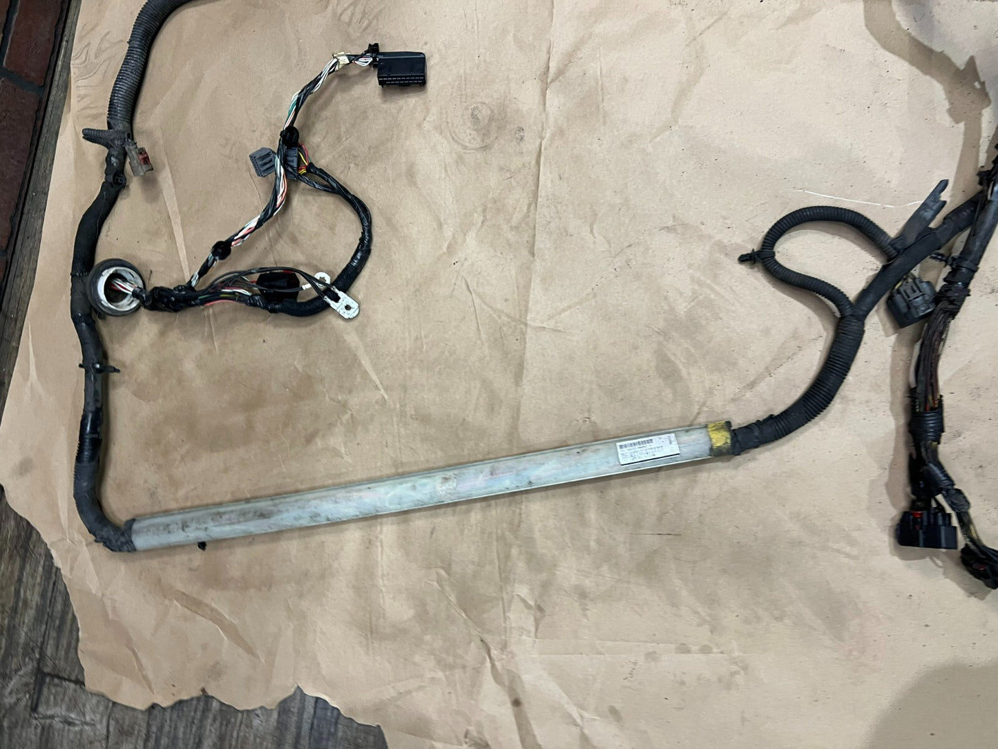 2006-10 Jeep Grand Cherokee SRT8 6.1L Exterior Underbody Harness P68021488AC OEM