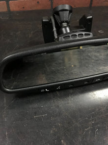 2005-2010 Jeep Grand Cherokee SRT Automatic Dimming Rear View Mirror Assembly