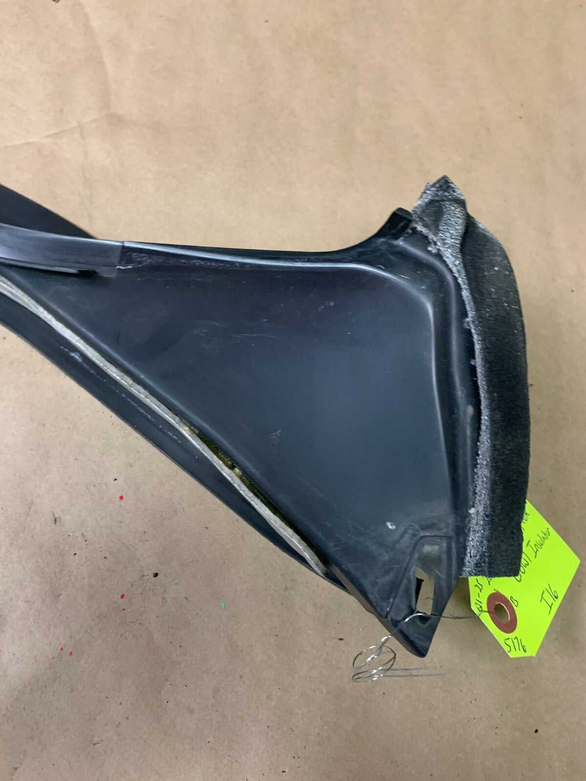 2012-2015 Audi A6/A7/S6/S7/RS7 Cross Member Support Insulator Cowl 4g0 806 391