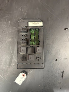 08 JEEP GRAND CHEROKEE RELAY FUSE BOX INTERIOR JUNCTION CONTROL UNIT  56048366AE