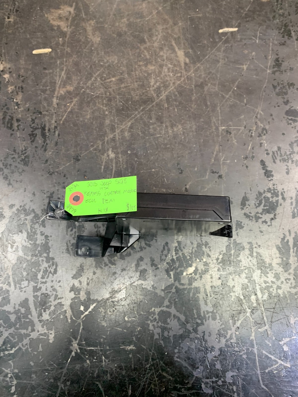 2012-2013 GRAND CHEROKEE DURANGO KEYLESS CONTROL MODULE ECU 68052899AI