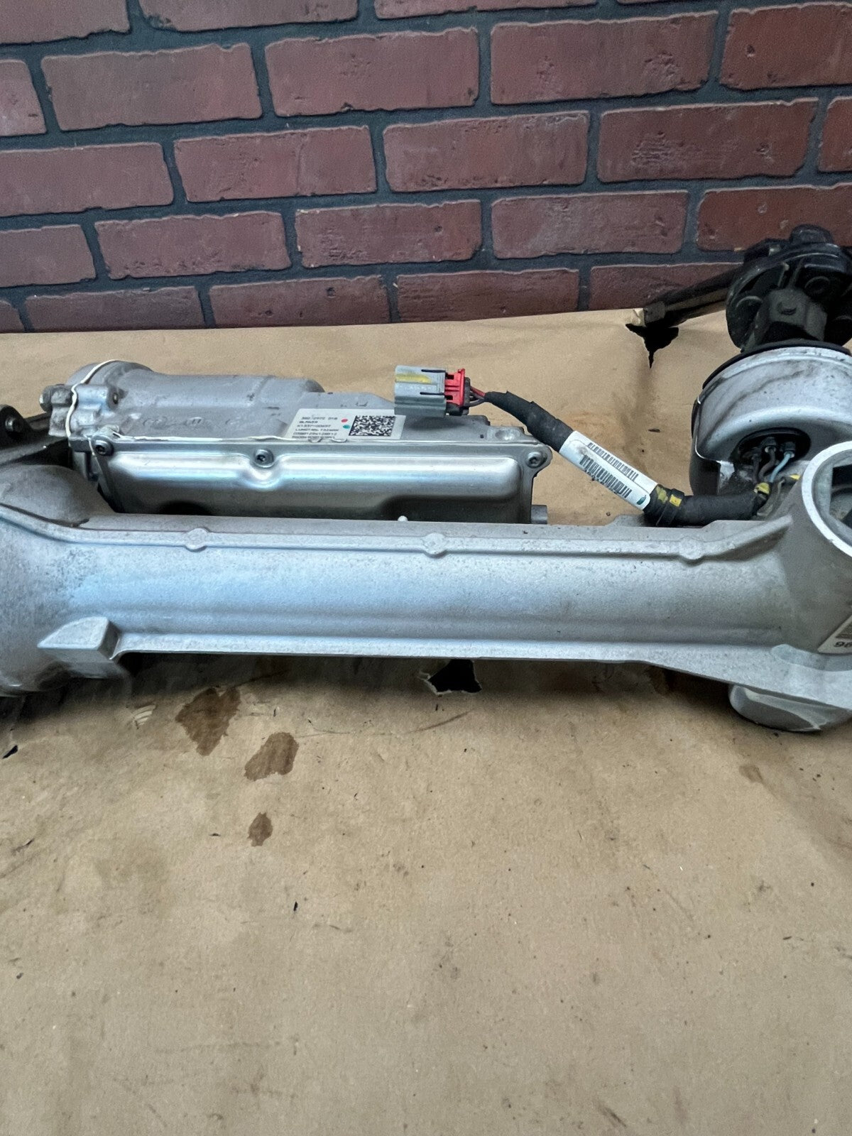 16-23 RWD DODGE CHARGER CHALLENGER 300 STEERING GEAR RACK PINION OEM 68526096AB