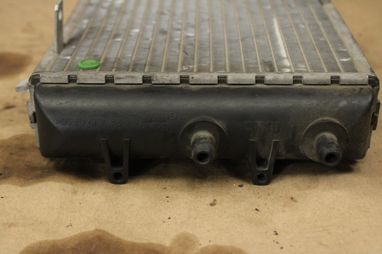 2004-2006 AUDI ENGINE COOLING COOLANT AUXILIARY LEFT RADIATOR OEM 8E0121212K