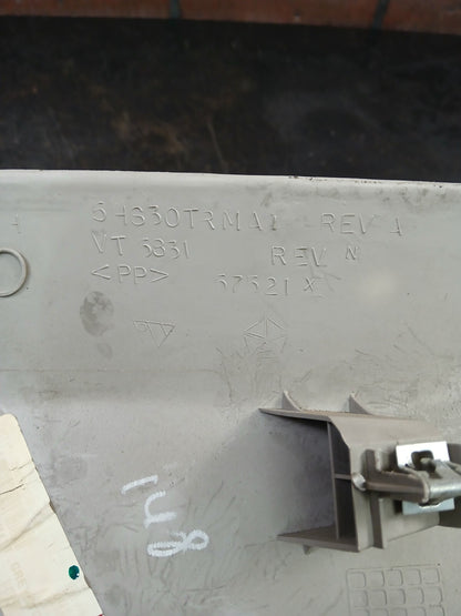2005-2010 Jeep Grand Cherokee Passenger RH Side D Pillar Molding 5hs30trma