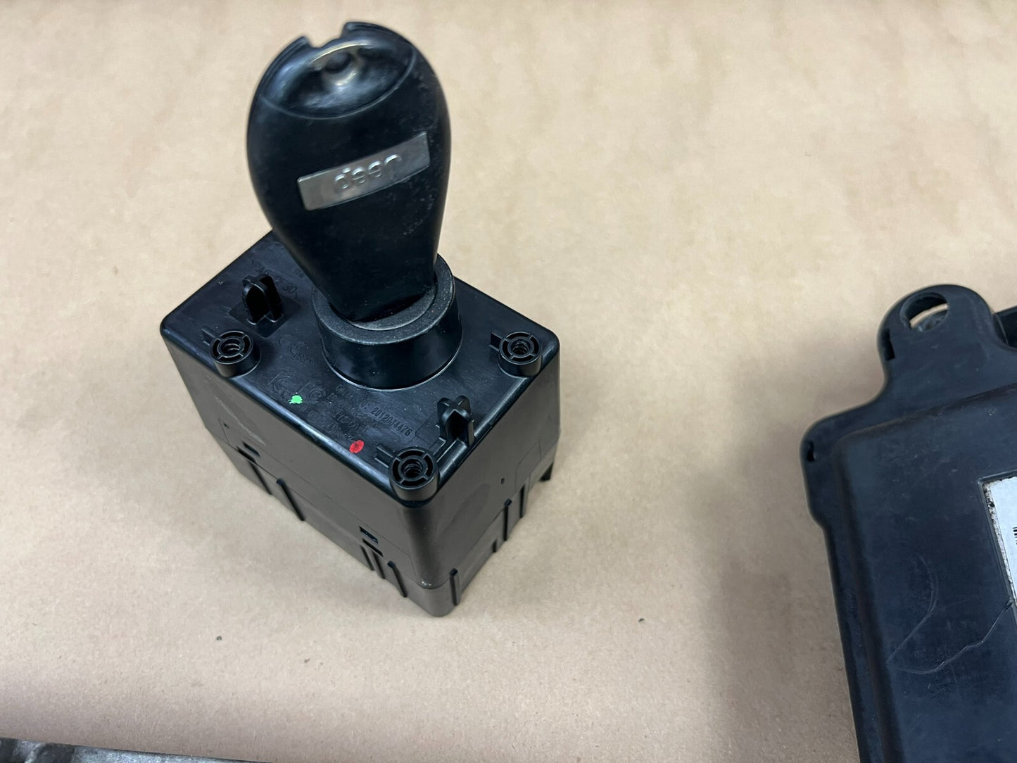 2008 Jeep Grand Cherokee 6.1L SRT8 PCM TIPM Key And Node Set OEM