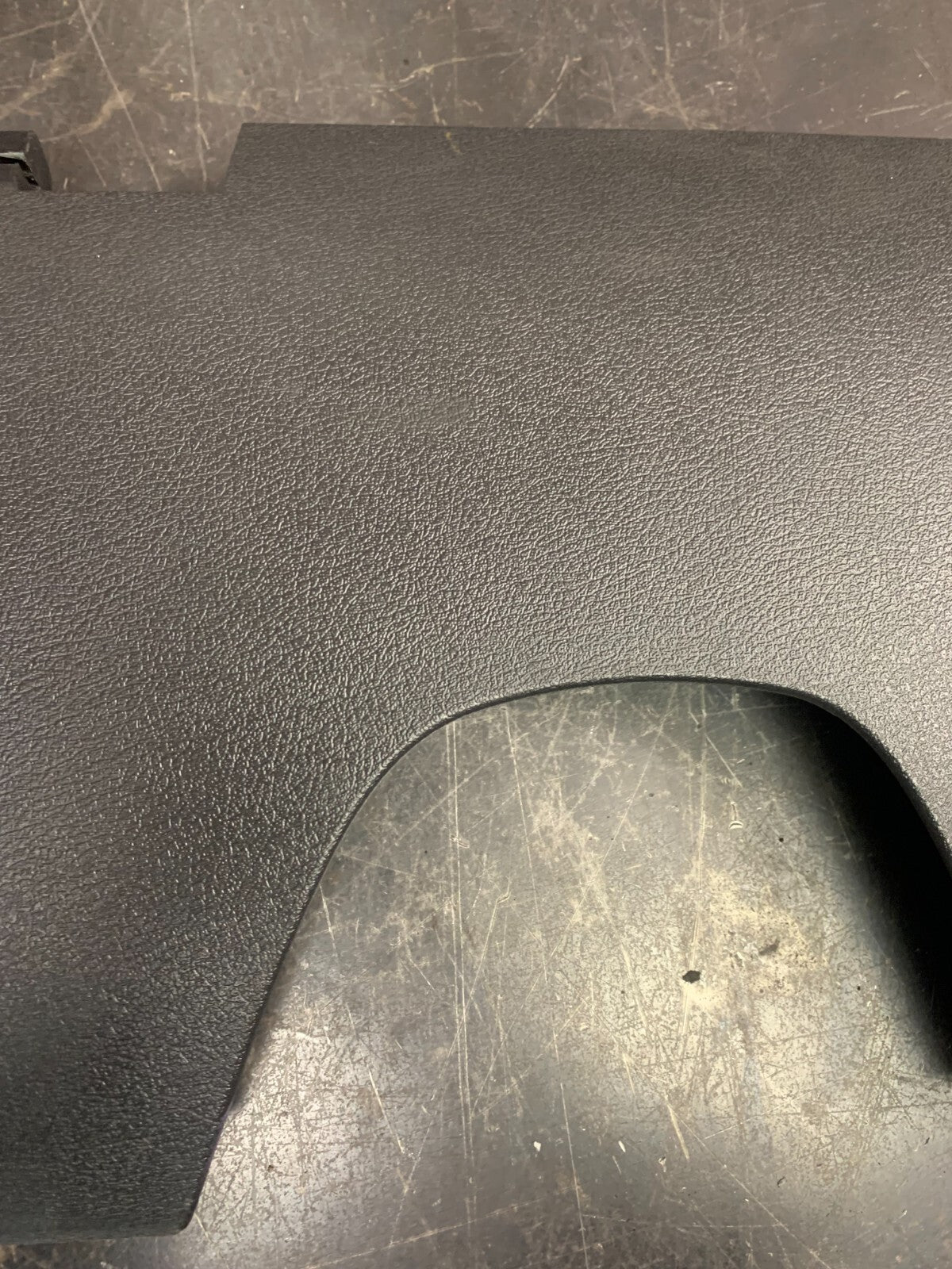 2008-2010 Jeep Grand Cherokee Lower Steering Column Cover Kick Panel 1ds74xdvac