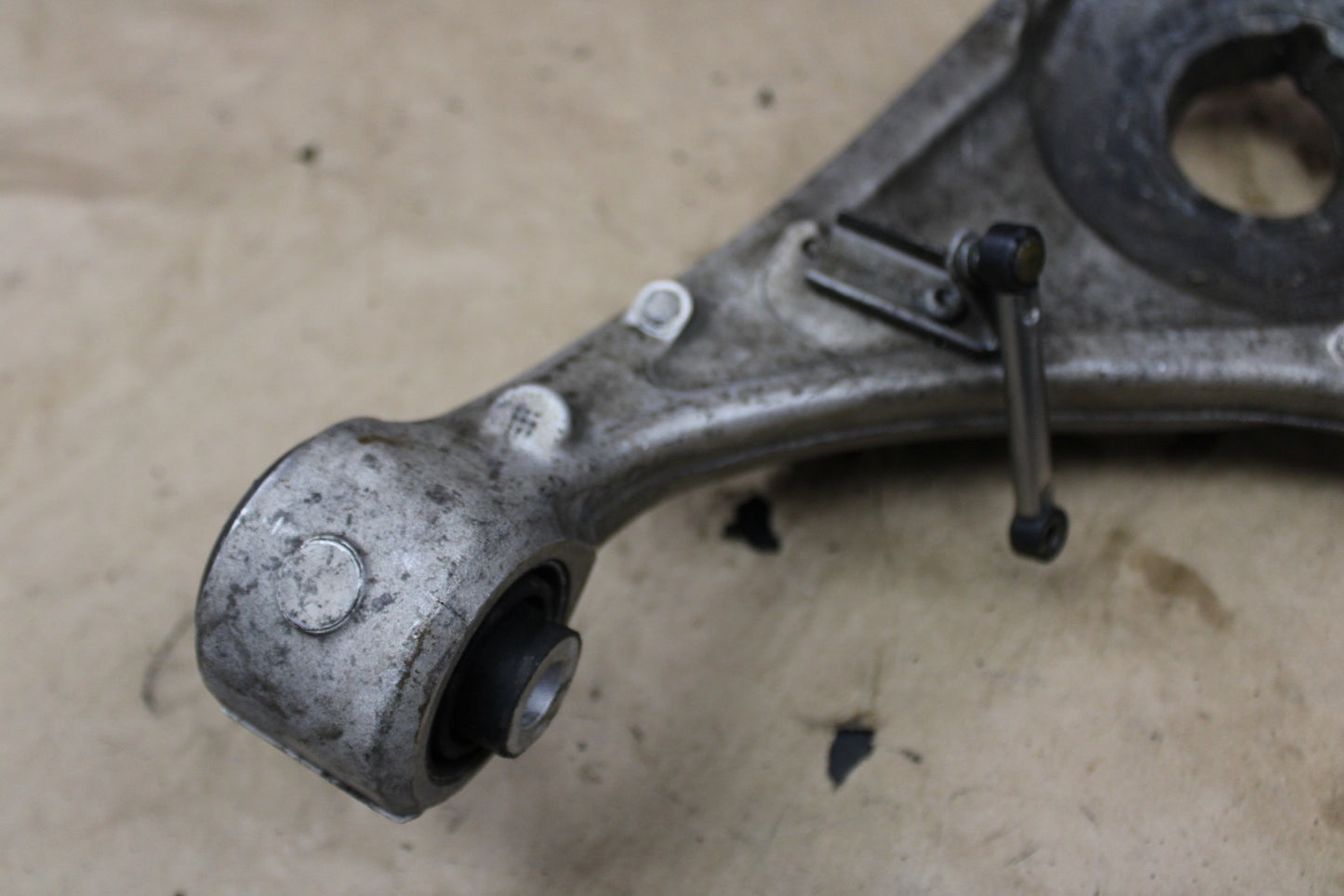 11-26 JEEP GRAND CHEROKEE DURANGO 4WD REAR RIGHT SIDE LOWER CONTROL ARM OEM