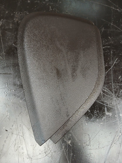 2007 Pontiac Solstice GXP Passenger RH Side Dash End Cap Panel Cover Trim