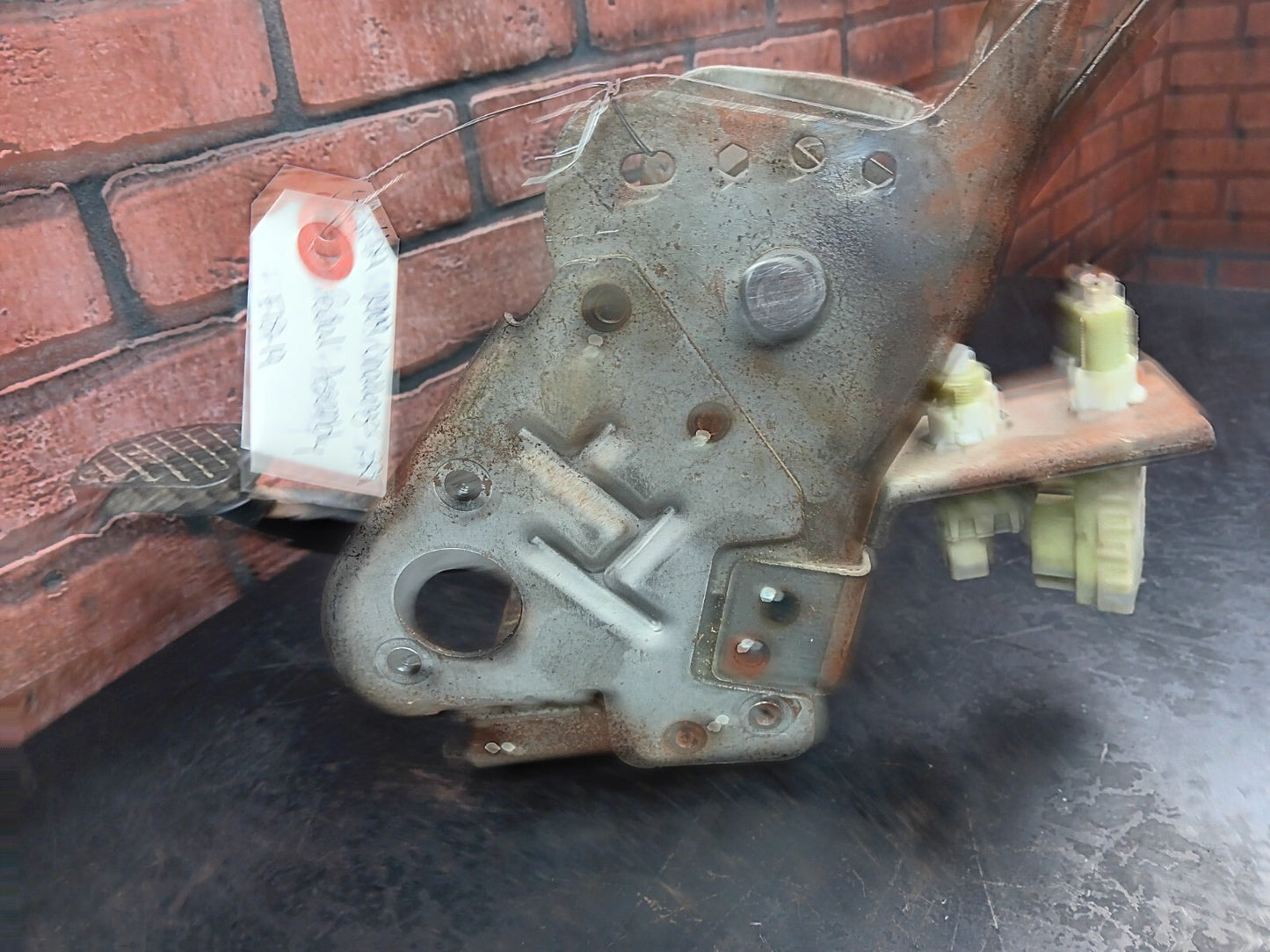2008-2014 Dodge Challenger SRT Manual Transmission Brake Stop Pedal Assembly OEM