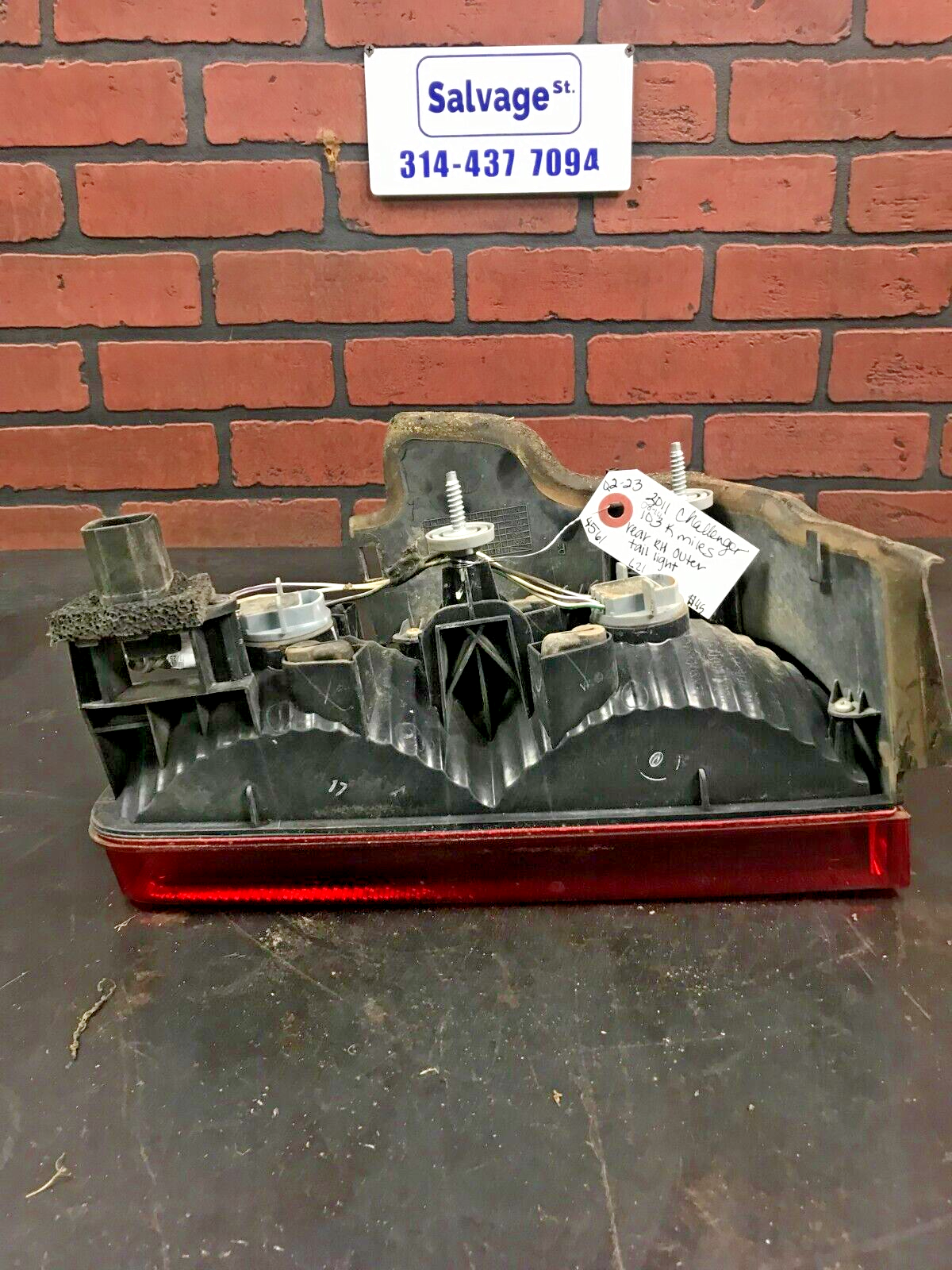 2008-2014 Dodge Challenger SRT Rear Passenger RH Side Outer Tail Light Assembly