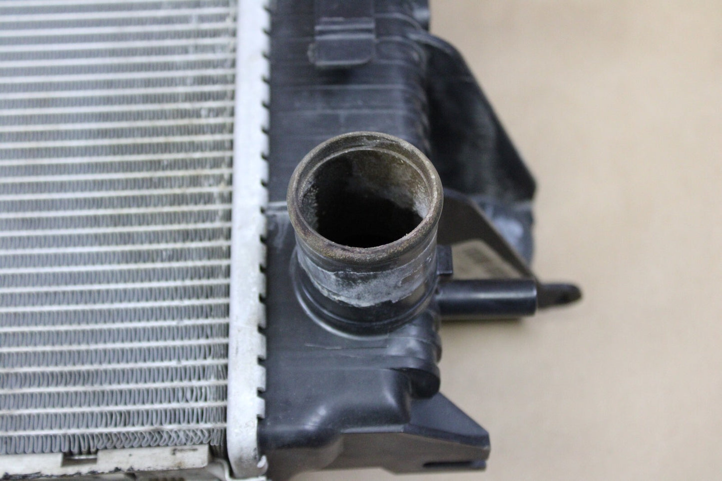 2009-2021 Ram 1500 V8 5.7L Hemi 4.7L Engine Cooling Radiator Assembly 195k Miles