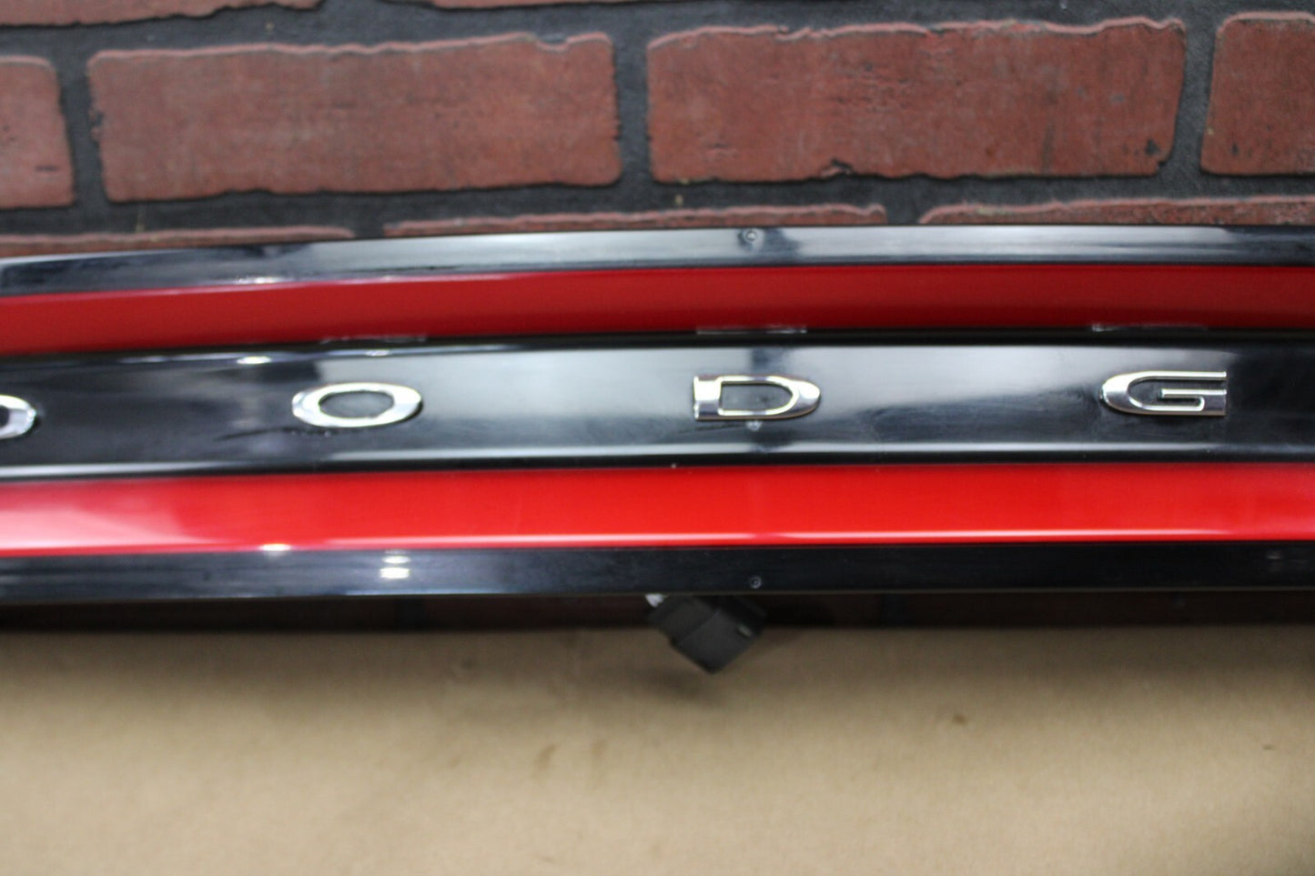 2015-2023 DODGE CHARGER REAR CENTER LED TAIL REVERSE LIGHT STOP LAMP LIGHT OEM