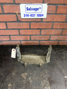 2012-2020 Jeep Grand Cherokee SRT Engine Mounting Bracket OEM 53021371AB